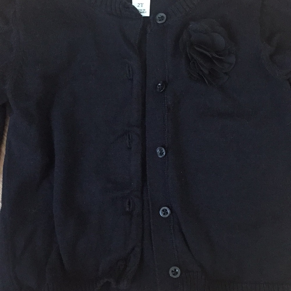 🚺Toddler Girl Black Cardigan sweater. - Picture 4 of 5